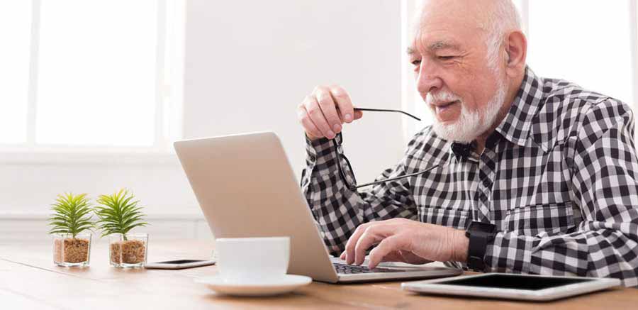 18 Internet Safety Tips for Seniors