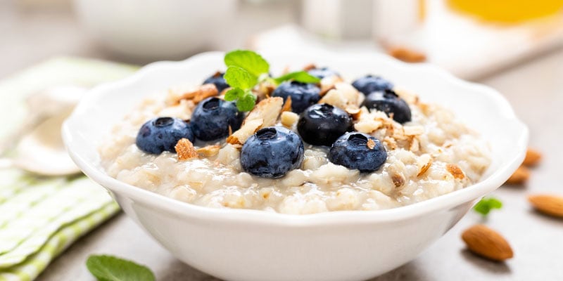 11 Foods that Boost Energy and Build Endurance in Seniors