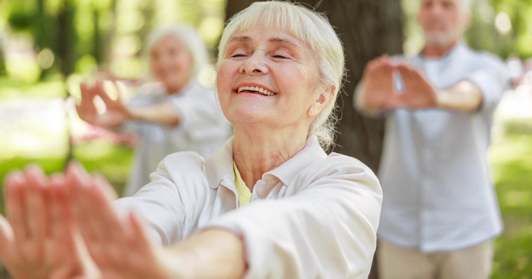 8 Meaningful Activities for Seniors