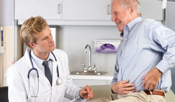 What You Need to Know About Senior Hip Fractures