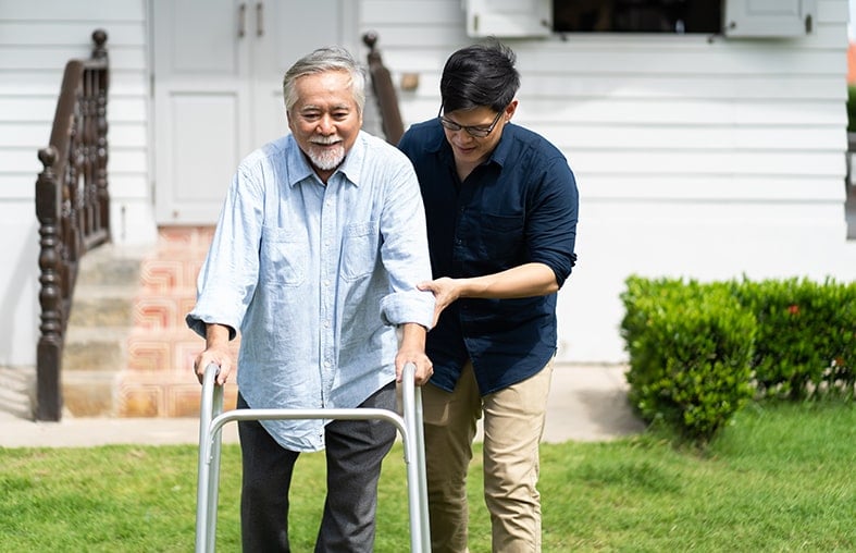 Guide to Senior Caregiver Responsibilities